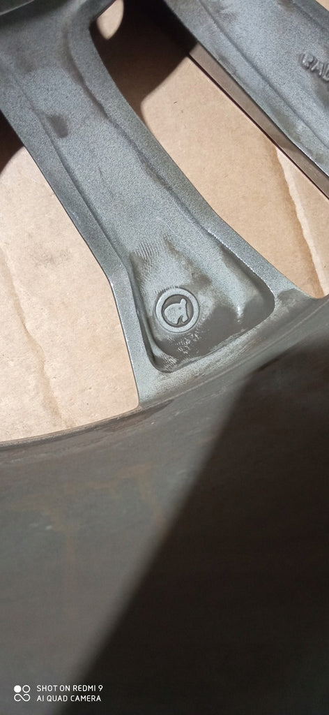 1x Alufelge 17 Zoll 7.0" 5x100 41ET Glanz Schwarz 5J0601025P Skoda Fabia Ii