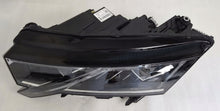 Laden Sie das Bild in den Galerie-Viewer, Frontscheinwerfer Skoda Octavia IV 5E4941035 Full LED Links Headlight SCH4135427647tf