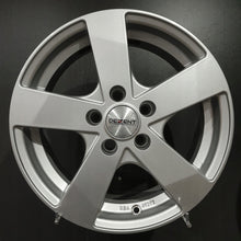 Load image into Gallery viewer, 4x Alufelge 15 Zoll 6.0" 5x105 39ET Glanz Silber KBA49292 Chevrolet Cruze Astra FEL8655482797fd