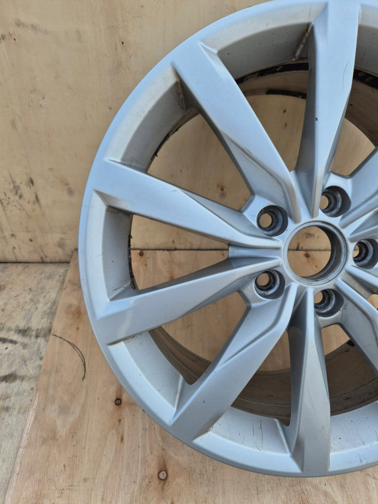 1x Alufelge 17 Zoll 7.0" 5x112 49ET 5G0601025BF VW I Rim Wheel FEL7915547325te