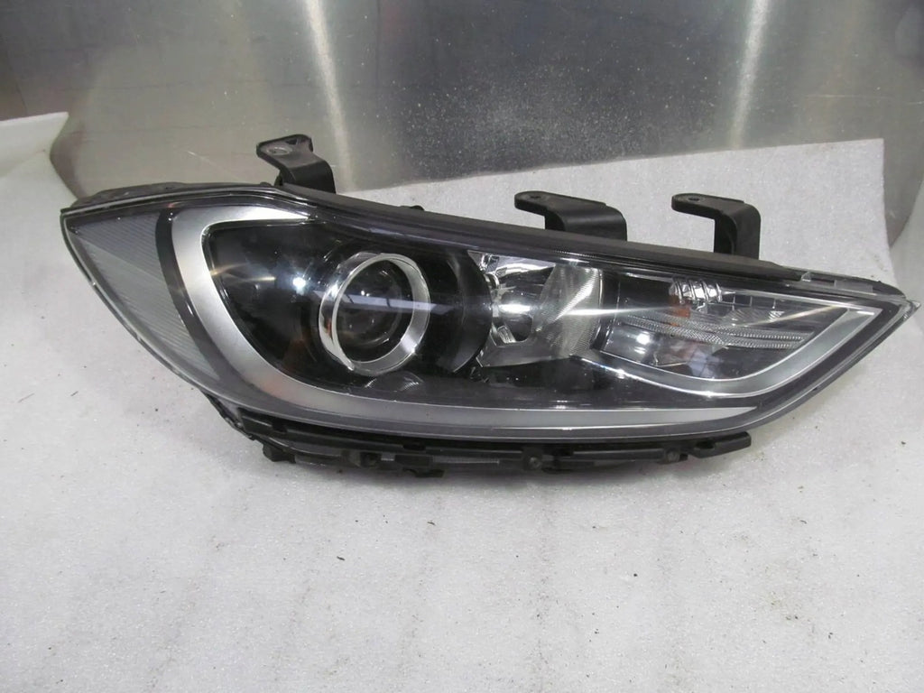 Frontscheinwerfer Hyundai Elantra 92102-F2000 Xenon Rechts Headlight
