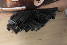 Laden Sie das Bild in den Galerie-Viewer, Frontscheinwerfer Skoda Octavia III 5E1941016D LED Rechts Scheinwerfer Headlight SCH5798407716mt