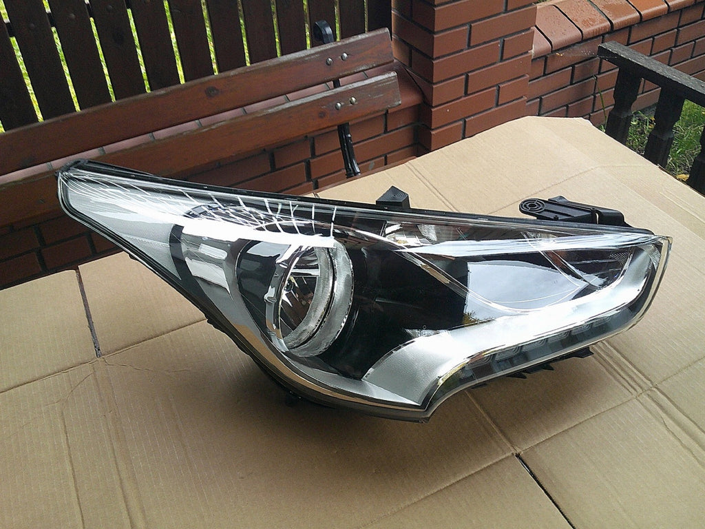 Frontscheinwerfer Hyundai Veloster Fs 92102-2V050 P06RP06030B Rechts Headlight SCH4155894600vo
