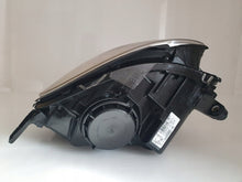 Laden Sie das Bild in den Galerie-Viewer, Frontscheinwerfer Mercedes-Benz W251 A2518200161 Halogen Links Headlight SCH5311161221fg