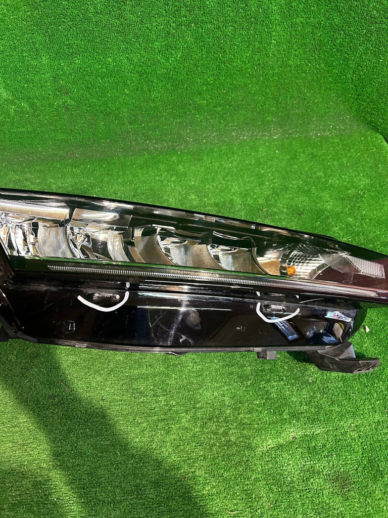 Frontscheinwerfer Skoda Octavia IV 5E4941016 Rechts Scheinwerfer Headlight SCH9197284129kd