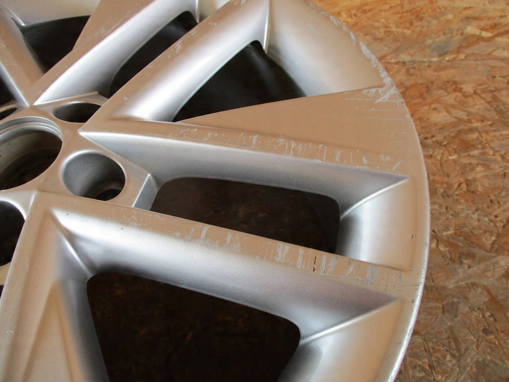 1x Alufelge 17 Zoll 7.0" 5x100 46ET 6V0601025C Skoda Fabia Iii Rim Wheel