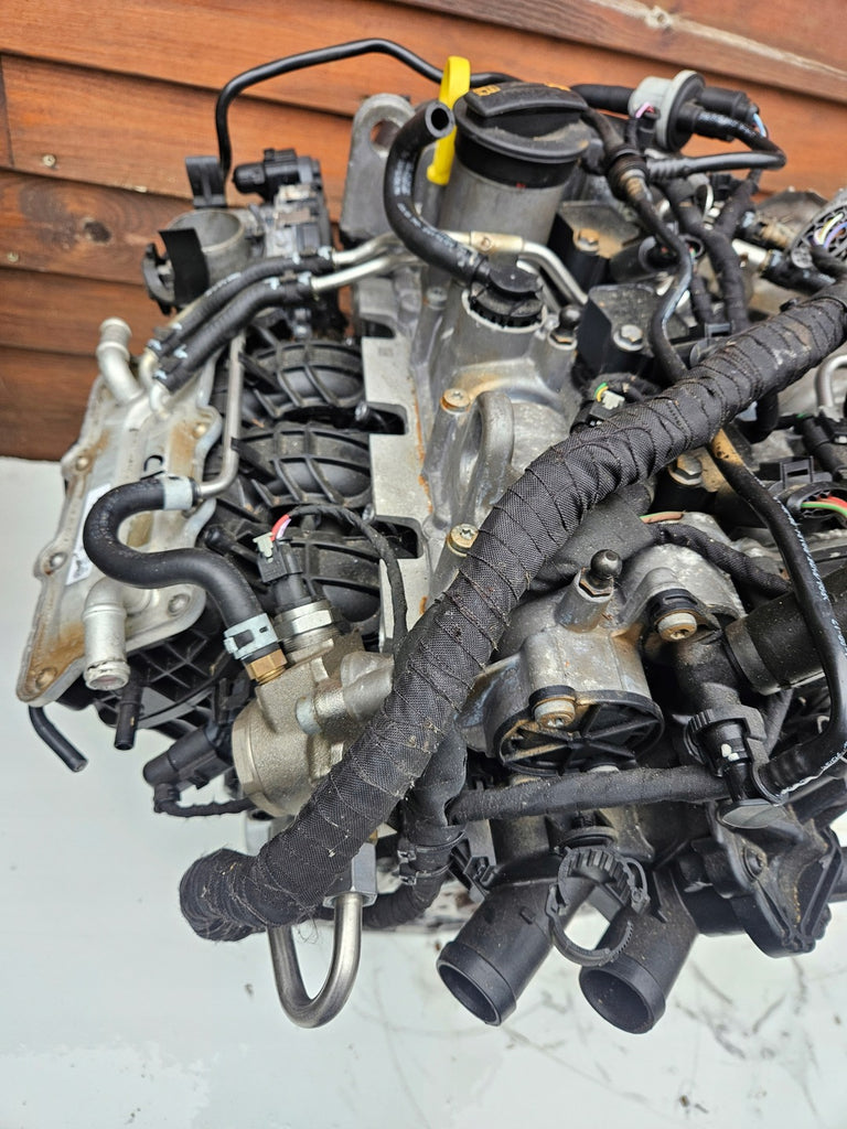 Motor Seat Skoda VW CHZ 1.0 TSI Benzin Engine Komplett