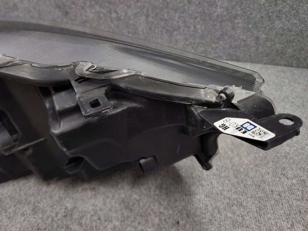 Frontscheinwerfer Toyota Yaris K08SCZ 0013619K08 LED Links Headlight SCH8439207956ck