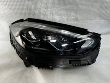 Laden Sie das Bild in den Galerie-Viewer, Frontscheinwerfer Mercedes-Benz W206 A2069067203 Full LED Rechts Headlight SCH9578258991lh