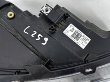 Laden Sie das Bild in den Galerie-Viewer, Frontscheinwerfer VW Polo 2G1941006D LED Rechts Scheinwerfer Headlight