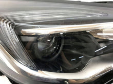 Laden Sie das Bild in den Galerie-Viewer, Frontscheinwerfer Opel Astra 39077801 Rechts Scheinwerfer Headlight SCH1840610927qf