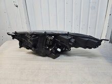 Laden Sie das Bild in den Galerie-Viewer, Frontscheinwerfer Toyota IV Yaris LED Rechts Scheinwerfer Headlight SCH9119859299jb