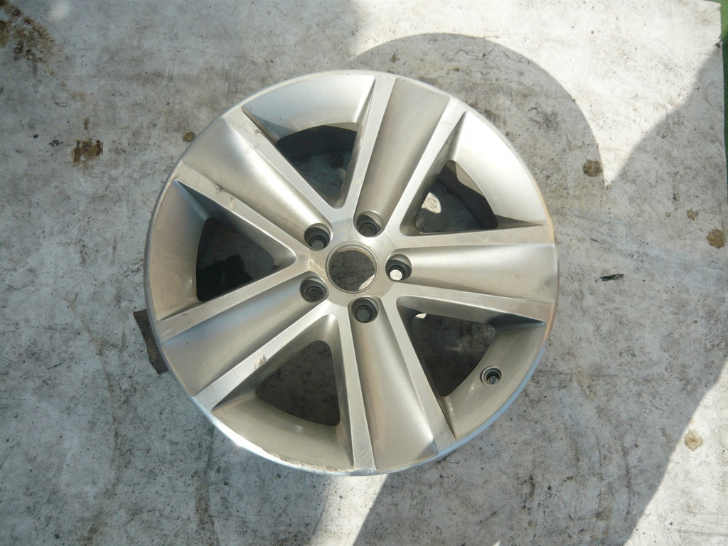 1x Alufelge 18 Zoll 8.0" 5x112 44ET Glanz Silber 3C0601025 VW Passat Rim Wheel