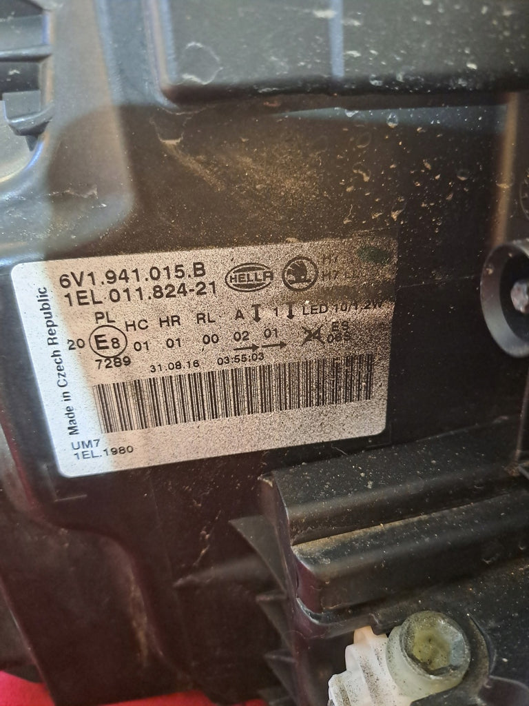 Frontscheinwerfer Skoda Fabia 6V1941015B Links Scheinwerfer Headlight