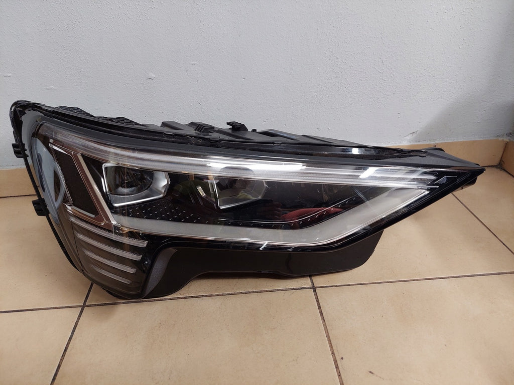 Frontscheinwerfer Audi E-Tron E Tron 4KE941040 LED Rechts Scheinwerfer Headlight