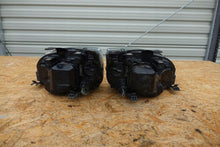 Load image into Gallery viewer, Frontscheinwerfer Ford Focus II Ein Satz Scheinwerfer Headlight SCH8346884257hn