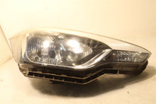 Load image into Gallery viewer, Frontscheinwerfer Hyundai I20 II 92102-C8 Rechts Scheinwerfer Headlight SCH7877972524bs