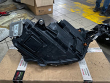 Laden Sie das Bild in den Galerie-Viewer, Frontscheinwerfer Skoda Kamiq 658941015B Links Scheinwerfer Headlight SCH4173083957jq