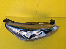 Laden Sie das Bild in den Galerie-Viewer, Frontscheinwerfer Ford Focus JX7B-13W029-CE Rechts Scheinwerfer Headlight SCH5645549320ns