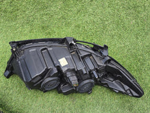 Laden Sie das Bild in den Galerie-Viewer, Frontscheinwerfer Ford Mondeo DS7313W030AE Links Scheinwerfer Headlight SCH4637075124aq