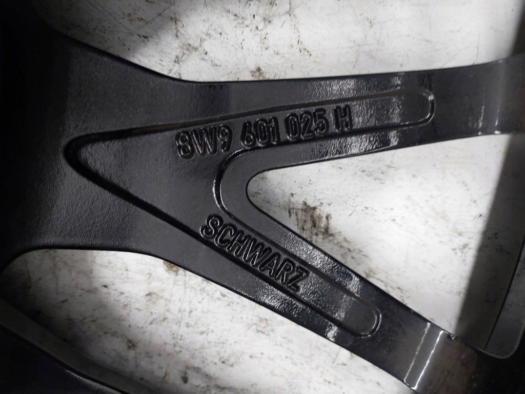 1x Alufelge 19 Zoll 8W9601025F Audi A4 Allroad Rim Wheel FEL8674068083mt