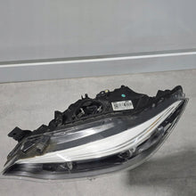 Laden Sie das Bild in den Galerie-Viewer, Frontscheinwerfer BMW F22 F87 8738679-06 LED Links Scheinwerfer Headlight SCH5897045420qh