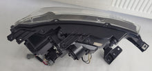 Laden Sie das Bild in den Galerie-Viewer, Frontscheinwerfer Ford Ranger Ein Stück (Rechts oder Links) Headlight SCH1349976326hc