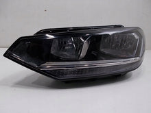 Laden Sie das Bild in den Galerie-Viewer, Frontscheinwerfer VW Touran 5TB941005 Halogen Links Scheinwerfer Headlight