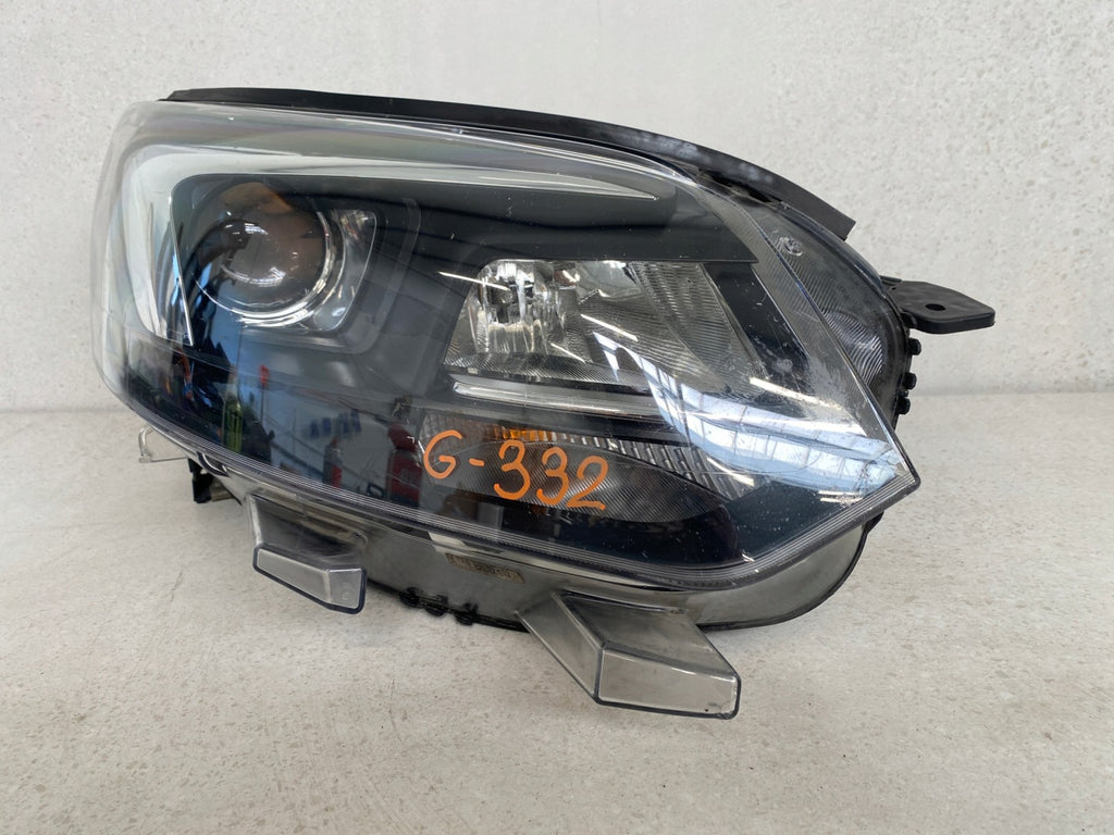 Frontscheinwerfer Opel Zafira Vivaro 9832836480 Rechts Scheinwerfer Headlight SCH8411495860ub