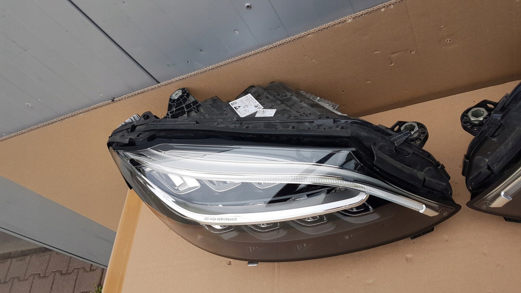 Frontscheinwerfer Mercedes-Benz W205 85122000 LED Ein Satz Headlight SCH9424674309ug