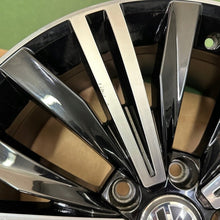 Laden Sie das Bild in den Galerie-Viewer, 4x Alufelge 18 Zoll 7.0" 5x112 43ET Glanz Schwarz 5NA601025 VW Rim Wheel FEL6521410297ke