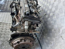 Laden Sie das Bild in den Galerie-Viewer, Motor Toyota Avensis 1AZ-FSE 2.0 VVTI Engine Unkomplett MOT1984639732lv