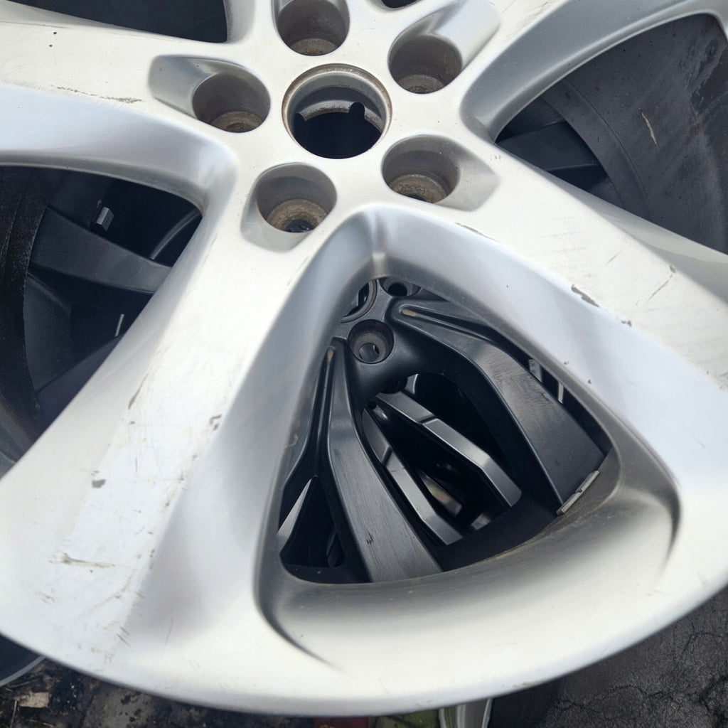 1x Alufelge 19 Zoll 8.0" 5x105 46ET Matt Silber 13276367 Opel Astra J Cascada FEL1665690588ko
