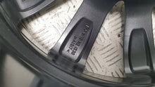 Laden Sie das Bild in den Galerie-Viewer, 1x Alufelge 18 Zoll 8.0" 5x112 30ET 36116874441 BMW 5 G31 G30 Rim Wheel FEL3016026268gm
