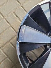 Load image into Gallery viewer, 1x Alufelge 18 Zoll 8.0" 5x112 48ET Glanz Schwarz 5C0601025 VW New Beetle FEL6073289811zs