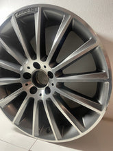 Laden Sie das Bild in den Galerie-Viewer, 1x Alufelge 19 Zoll 8.5" 5x112 52ET A2054011400 Mercedes-Benz W205 Rim Wheel FEL2373263353ks