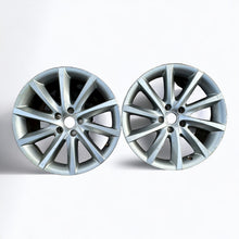 Laden Sie das Bild in den Galerie-Viewer, 1x Alufelge 18 Zoll 8.0&quot; 5x112 44ET 3C0601025BA VW Scirocco Rim Wheel