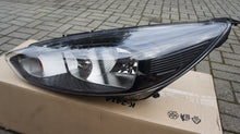 Laden Sie das Bild in den Galerie-Viewer, Frontscheinwerfer Ford Focus III F1EB-13W030-PD Halogen Links Headlight