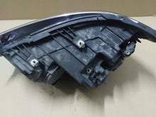 Laden Sie das Bild in den Galerie-Viewer, Frontscheinwerfer VW Transporter 7E1941006C Rechts Scheinwerfer Headlight SCH1041832147fs