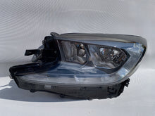 Laden Sie das Bild in den Galerie-Viewer, Frontscheinwerfer Toyota Aygo X 0H-3329318 Links Scheinwerfer Headlight
