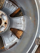 Load image into Gallery viewer, 1x Alufelge 16 Zoll 6.5" 4x108 20ET Glanz Silber 9678398177 Peugeot 2008 I FEL3630627314ql