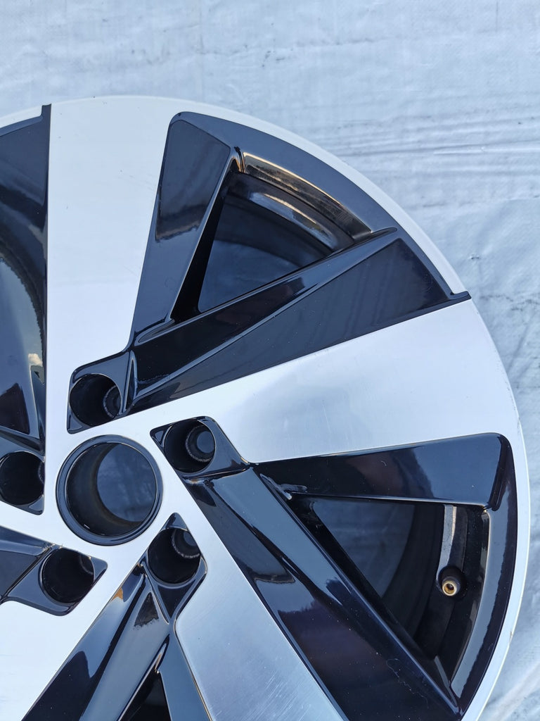 1x Alufelge 18 Zoll 8.0" 5x112 40ET 3G8601025AB VW Passat B8 Arteon Rim Wheel