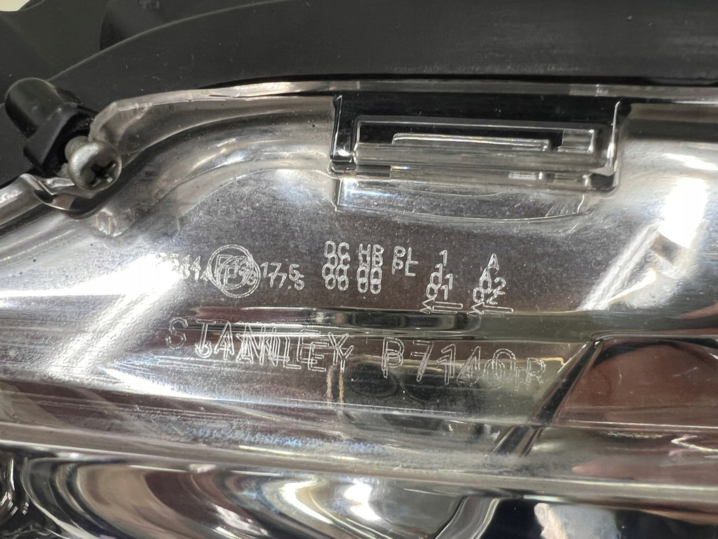 Frontscheinwerfer Peugeot 4007 P7140R P7139R Xenon Rechts Scheinwerfer Headlight SCH6419621775ia