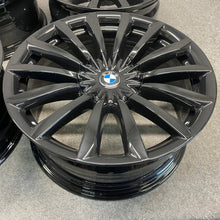 Load image into Gallery viewer, 4x Alufelge 19 Zoll 8.5" 5x112 25ET Glanz Schwarz 6861225 BMW 7 G11 G12 FEL3654471875ms