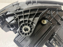 Laden Sie das Bild in den Galerie-Viewer, Frontscheinwerfer Mercedes-Benz W206 A2069062903 LED Links Headlight SCH8859569498bw