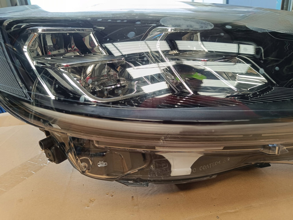 Frontscheinwerfer Ford Kuga LV4B-13E014-FE 20244B-13E014-FE LED Rechts Headlight SCH3275408486be