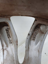 Laden Sie das Bild in den Galerie-Viewer, 1x Alufelge 17 Zoll 7.5&quot; 5x108 46ET 9671401480 Peugeot 508 Rim Wheel