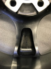 Load image into Gallery viewer, 1x Alufelge 17 Zoll 7.0" 5x100 45ET Glanz Silber KBA45721 Lexus Rim Wheel FEL4492796247cq