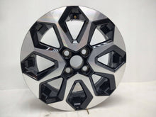 Load image into Gallery viewer, 1x Alufelge 15 Zoll 4.5" 4x100 35ET Glanz Silber 426110H050 Toyota Aygo FEL7255467139sx