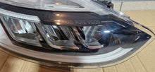 Load image into Gallery viewer, Frontscheinwerfer Renault Clio IV 260101766R LED Rechts Scheinwerfer Headlight